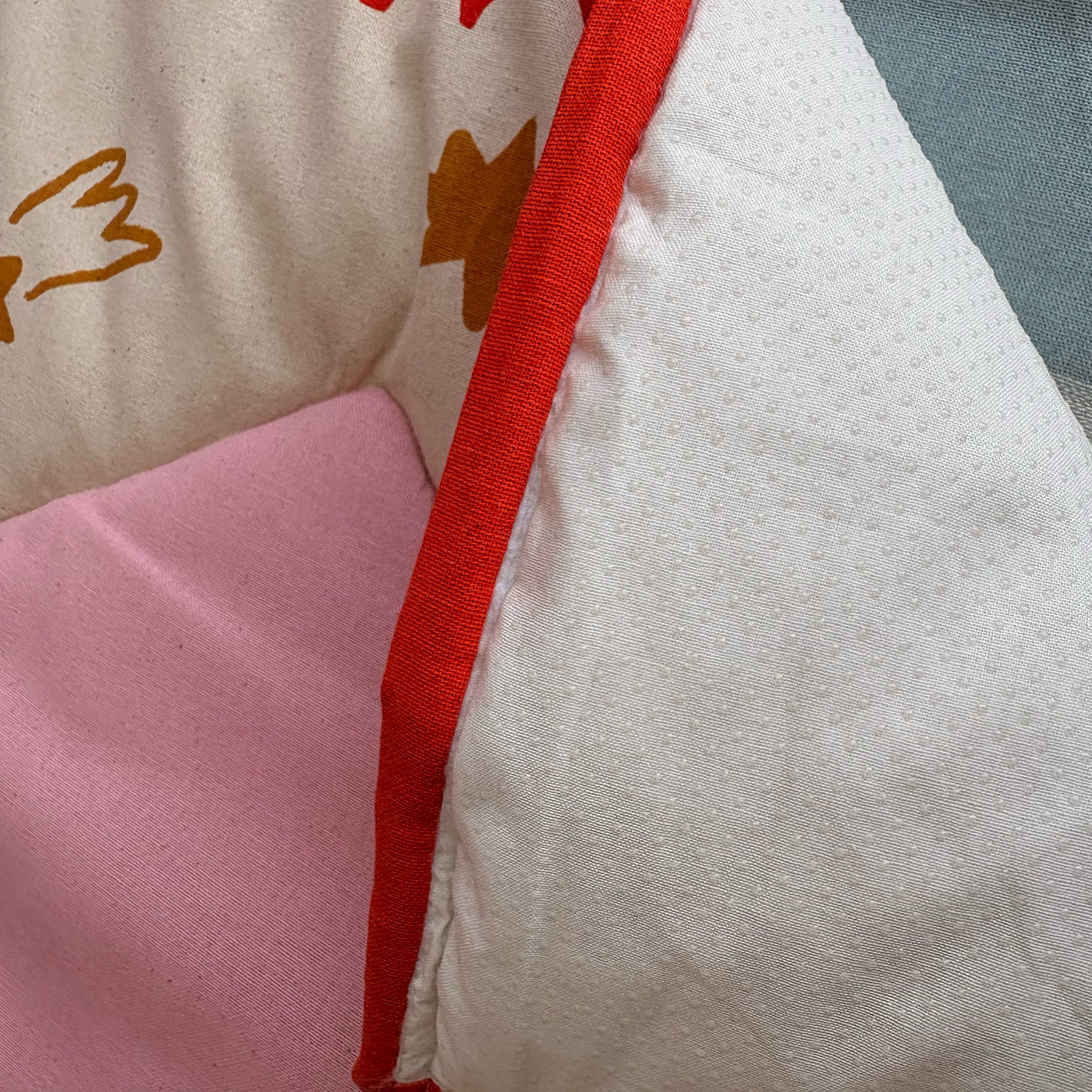 Rullart x Akwan Prayer Mat (Pink and Orange)