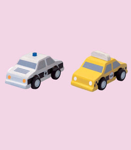 لعبتي سيارة شرطة وسيارة تاكسي